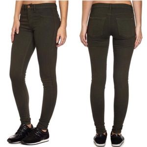 Mid rise green jeggings/skinny jeans